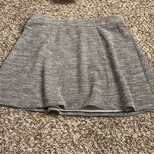 LOFT Size XL Gray Skirt